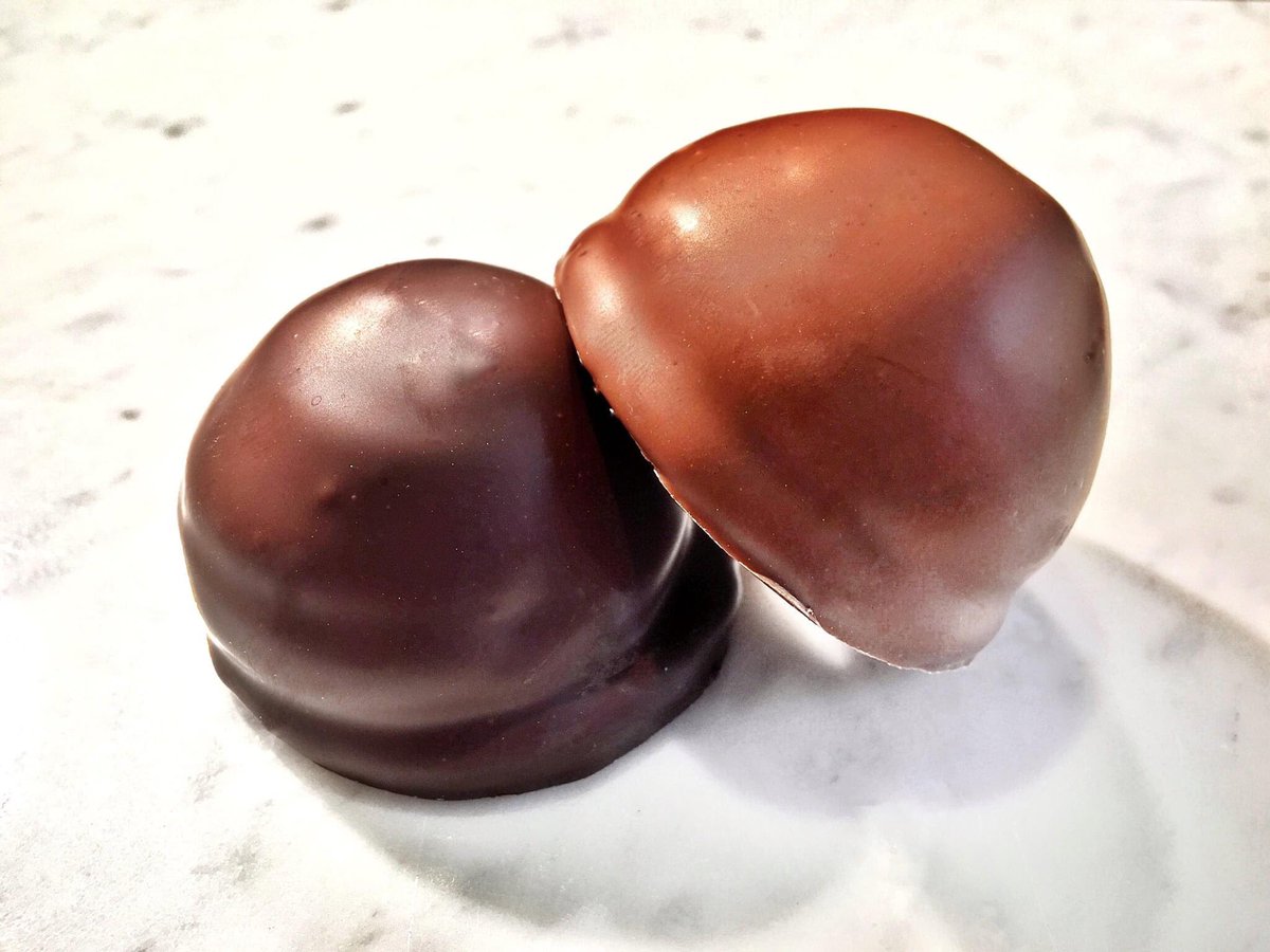 Niklaus_R's tweet photo. @restachilll Qui in Belgio li chiamiamo #melocake 🤤
Questi solo artigianali... Una bontà assoluta! https://t.co/TnkRUmUBgp