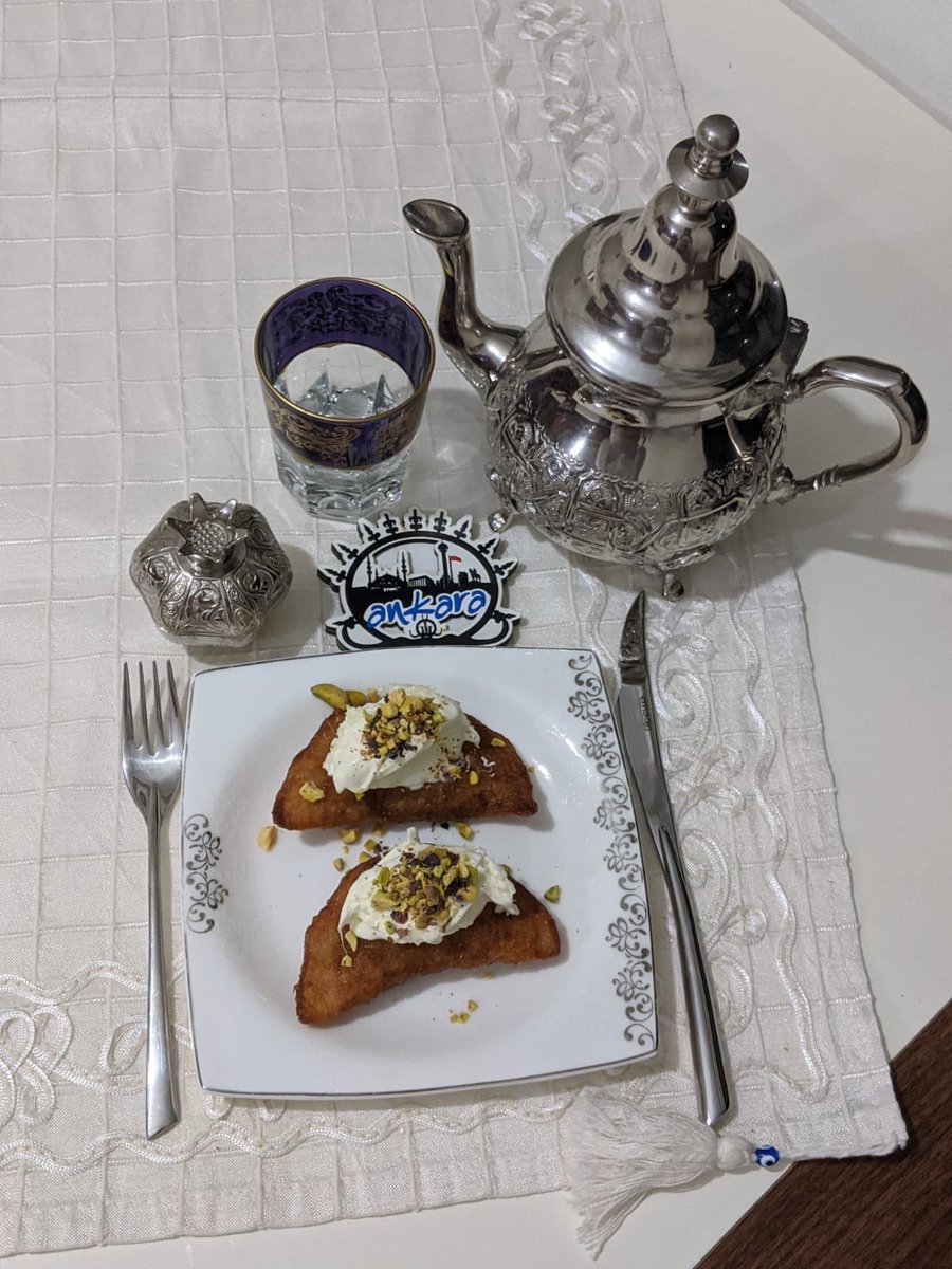 AliBakeer's tweet photo. 🇹🇷🇹🇷My wife’s first indigenous #Arab Qatayef/#Katayef also know in #Turkey as “Taş kadayıf” 😋😋
#Ankara https://t.co/PluiHD9olt