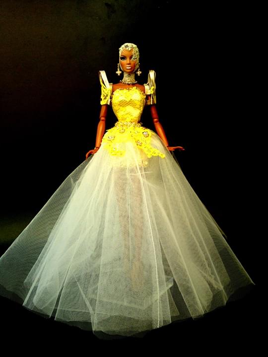 ShyChinito's tweet photo. MET GALA 2020
About Time: Fashion and Duration
My modern approach on a classic Filipiniana signifying the Filipino empowerment. Remember that the people was powerful enough that they ousted a dictator.
#DefendPressFreedom
#IStandWithABSCBN
#HFMetGala2020
#PILIPINASREPRESENT https://t.co/zokkILNFwh