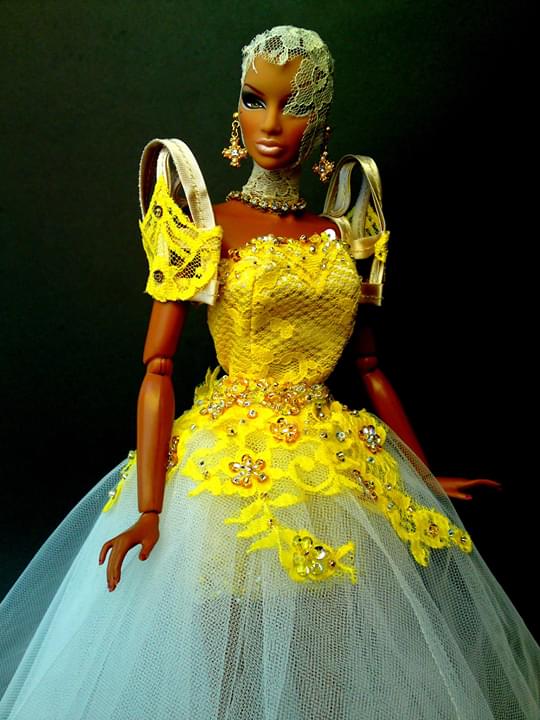 ShyChinito's tweet photo. MET GALA 2020
About Time: Fashion and Duration
My modern approach on a classic Filipiniana signifying the Filipino empowerment. Remember that the people was powerful enough that they ousted a dictator.
#DefendPressFreedom
#IStandWithABSCBN
#HFMetGala2020
#PILIPINASREPRESENT https://t.co/zokkILNFwh