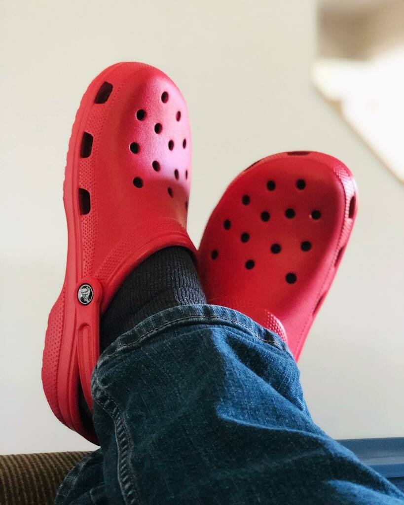EvanMcCosham's tweet photo. Today, I got some Crocs for wandering the yard, and I’ve been very excited about getting a pair. I think this is Peak Dad.
#socksandcrocs https://t.co/nXtkx0aQ5a