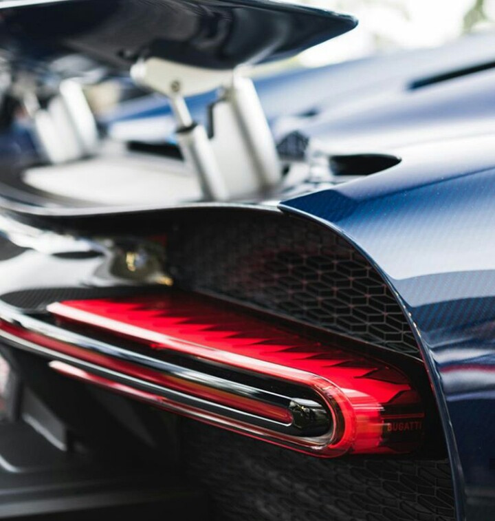 worldfullofcars tweet picture