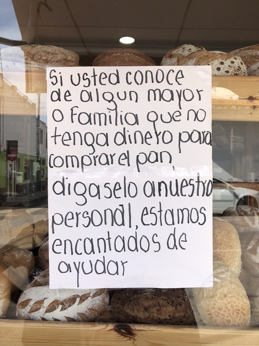 inmassoni's tweet photo. Panadería Martín en Málaga ¡Son la caña! https://t.co/Ipx1DQ1QaY