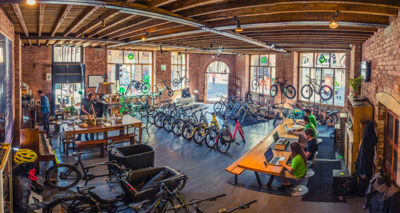 LDNBridgeCity's tweet photo. Reasons to be cheerful #1 @FullyChargedUK in #Bermondsey is offering #NHS workers three months' free rental of an electric bicycle. If that doesn't make you warm inside, remember this week is only four days long https://t.co/wc6wivcXjx #CharityTuesday #dogood #giveback https://t.co/bPOViyjrQR