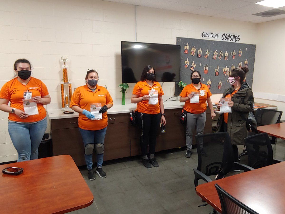Ray_AcostaD74's tweet photo. Alhambra has been One of the highest volume BOPIS's in the region.Great Job to the 6610 Morning and Afternoon M.E.T's going above and beyond to make sure we are supporting our store partners with this process. Outstanding job Team!
@k_logoleo @JStorrs91 @jesse_moran10 @lupeadiaz https://t.co/TP1rFp1MBj