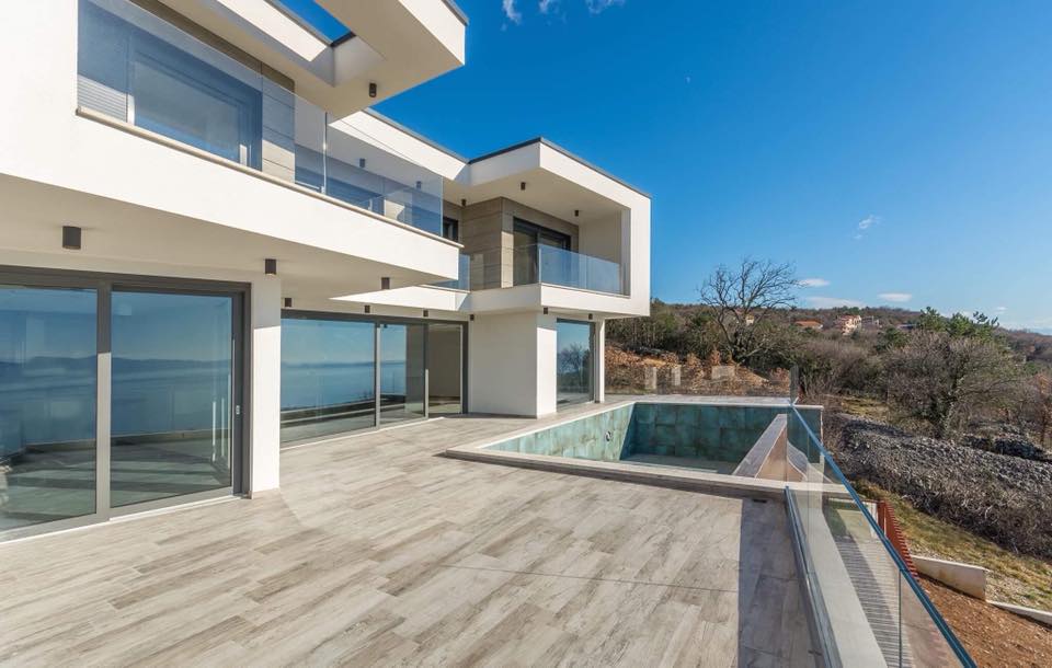 PanoramaScoutin's tweet photo. #Luxusvilla mit offenem #Meerblick und #Infinitypool, Region #Rijeka, #Kroatien 

🌴 https://t.co/Sm2zXXTorI (H1391)

#Luxurious #Villa With Open Views Across The #Sea, Rijeka Surroundings, #Croatia 

🌴 https://t.co/HaRTKuDMOb
 
#seaview #properties #luxuryrealestate #immobilien https://t.co/PB4OzSnroj