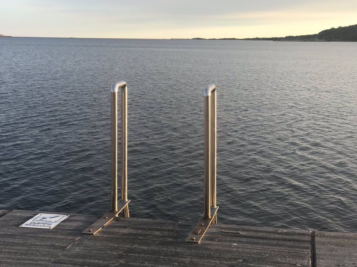 IonSwitz's tweet image. After these cooped up work-from-home days, it’s nice to let the eyes stare off towards the horizon for a while. #NotWarm #NotWarmAtAll