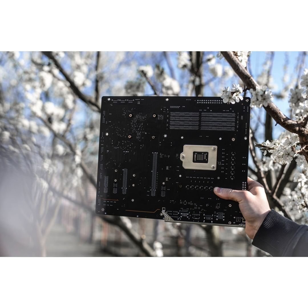 AORUS_TR's tweet photo. πππ Z490 VISION G ile tasarΔ±m ve performansΔ± aynΔ± anda yaΕayΔ±n
.
.
.
#SoarToNewHeights #visionG #Z490 #motherboards #intelz490 #extremepc #gamingsetups #gigabyteZ490 #gigabytemotherboard #intel #GIGABYTE #TeamUpFightOn https://t.co/qf1LsAlKWa