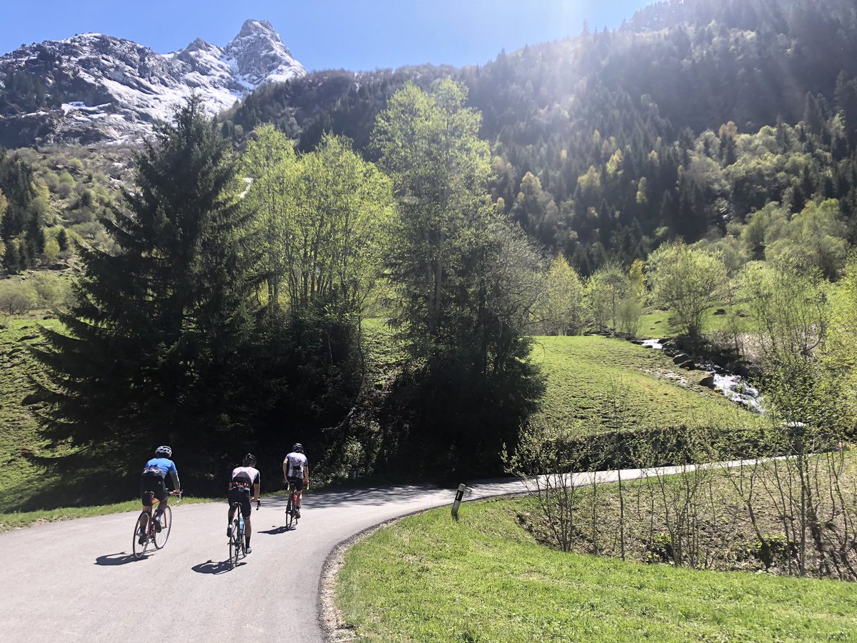 Keeping cycle fit in the Swiss Alps #swisscycling #verbier #skiinstructorlife #eswinter
