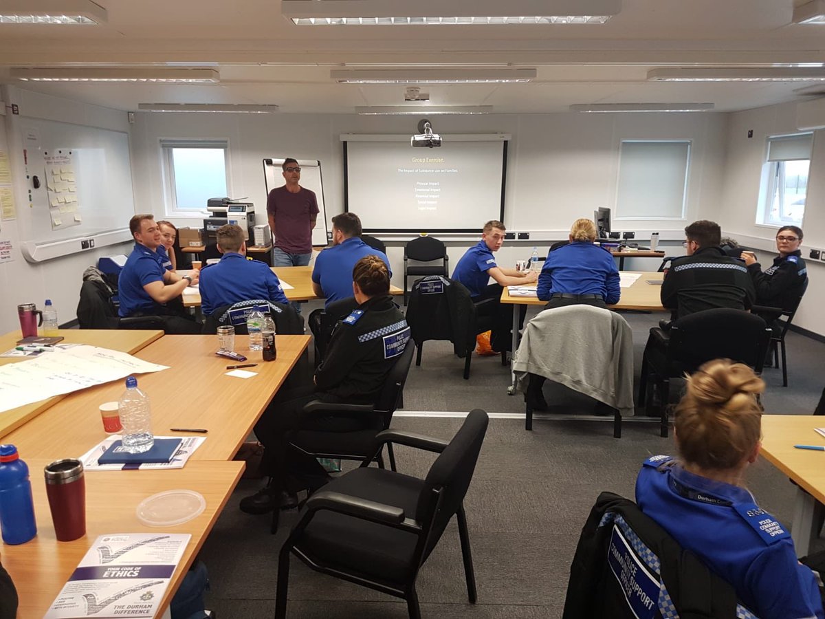 GBMC73's tweet photo. 2. Ask No 2 from me was all #new #cops @LincsPolice  to be trained by people with lived experience of #addiction to ensure #cops were #Trauma #Informent &amp; #ACE  #Aware🤓I know without #hesitation you agreed to this @DCCHarwin, so for sure that will be two pledges achieved soon🙏 https://t.co/sCVLyntbEm