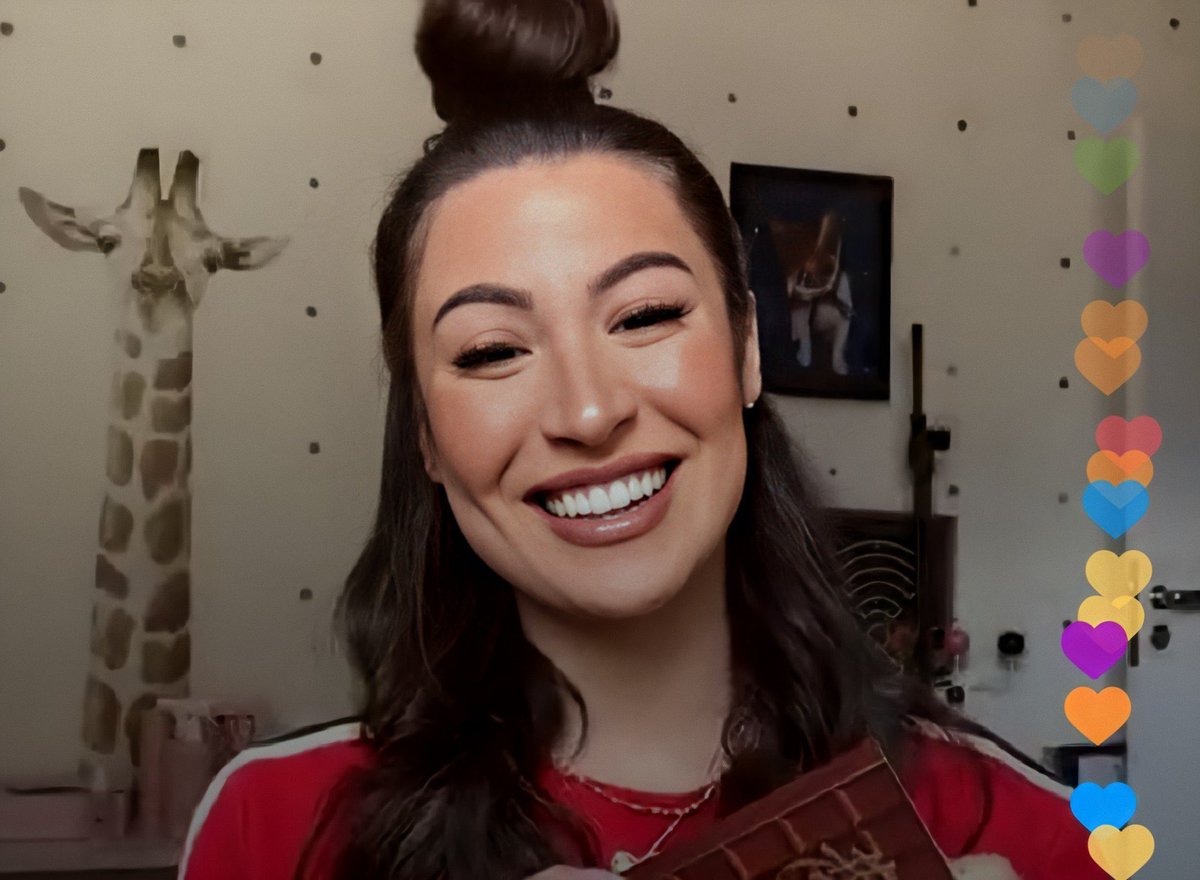 protectbianca's tweet image. Bianca Andrade é empresária, digital influencer, linda, cheia de amor, regada de bom-humor e sabedoria. Agradeço por ser fã de alguém que me inspira a ser melhor, eu amo ela. Obrigada por tudo bibi 

BIA NÓS TE AMAMOS