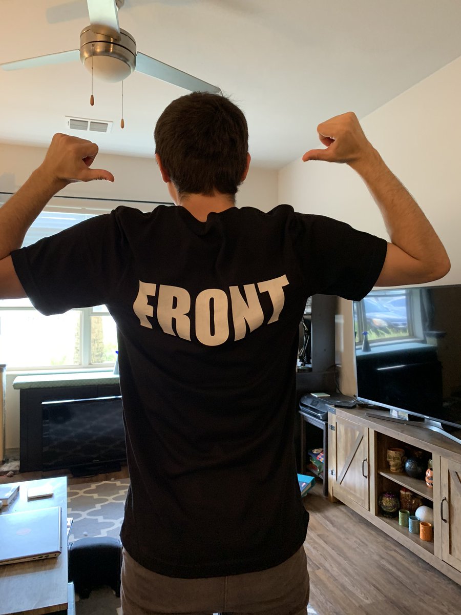 ryanmeerdo's tweet image. My fiancée doesn’t understand the significance of this. @AchievementHunt 

#FrontBack