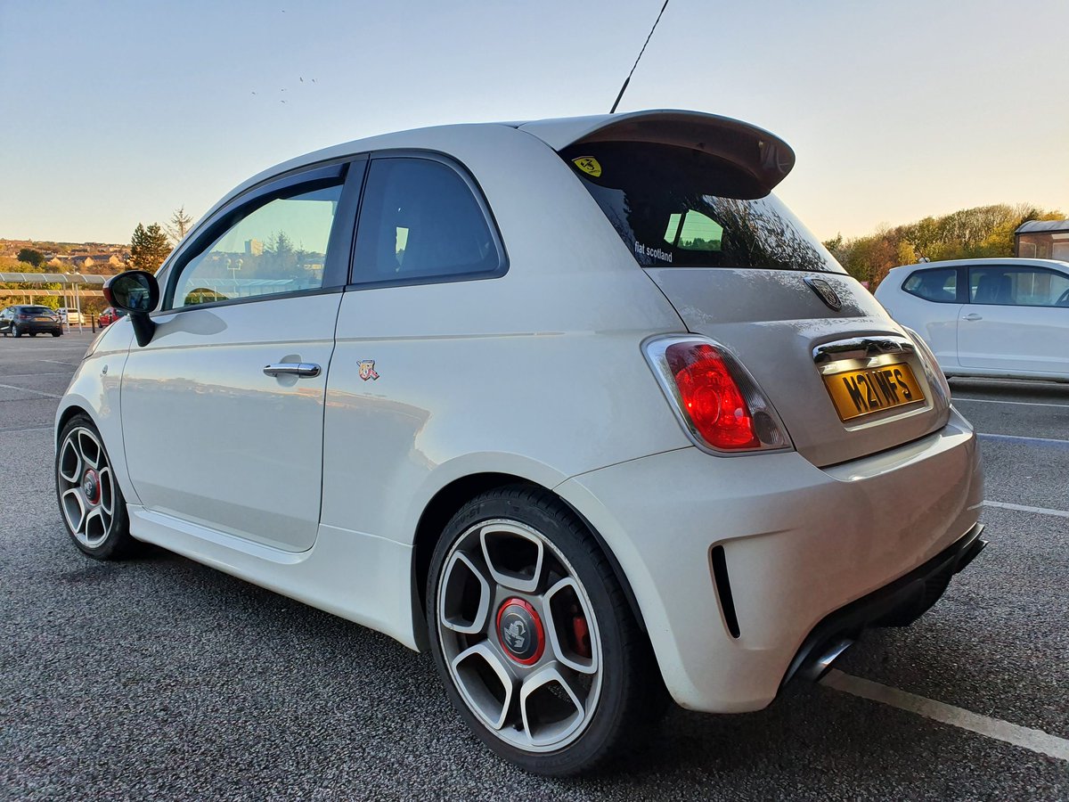 FiatScotland's tweet photo. If nothing else we'll all emerge from #lockdown with near spotless motors...#staysafe #socialdistancing  @fiat @abarthuk @Fiat500ClubGB https://t.co/djHGryBWGf