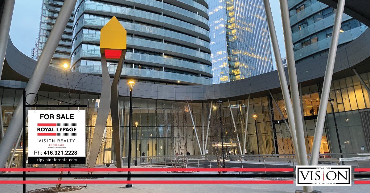 RLPvision's tweet photo. #NewListing Alert:
14 York St., #901, Toronto, Ontario
Full Listing Details:
https://t.co/yAATBzsH0A
#AgentsWithVISION #RLPvision #RoyalLePageVision #RealEstate #Toronto https://t.co/O6mGNRVCZv