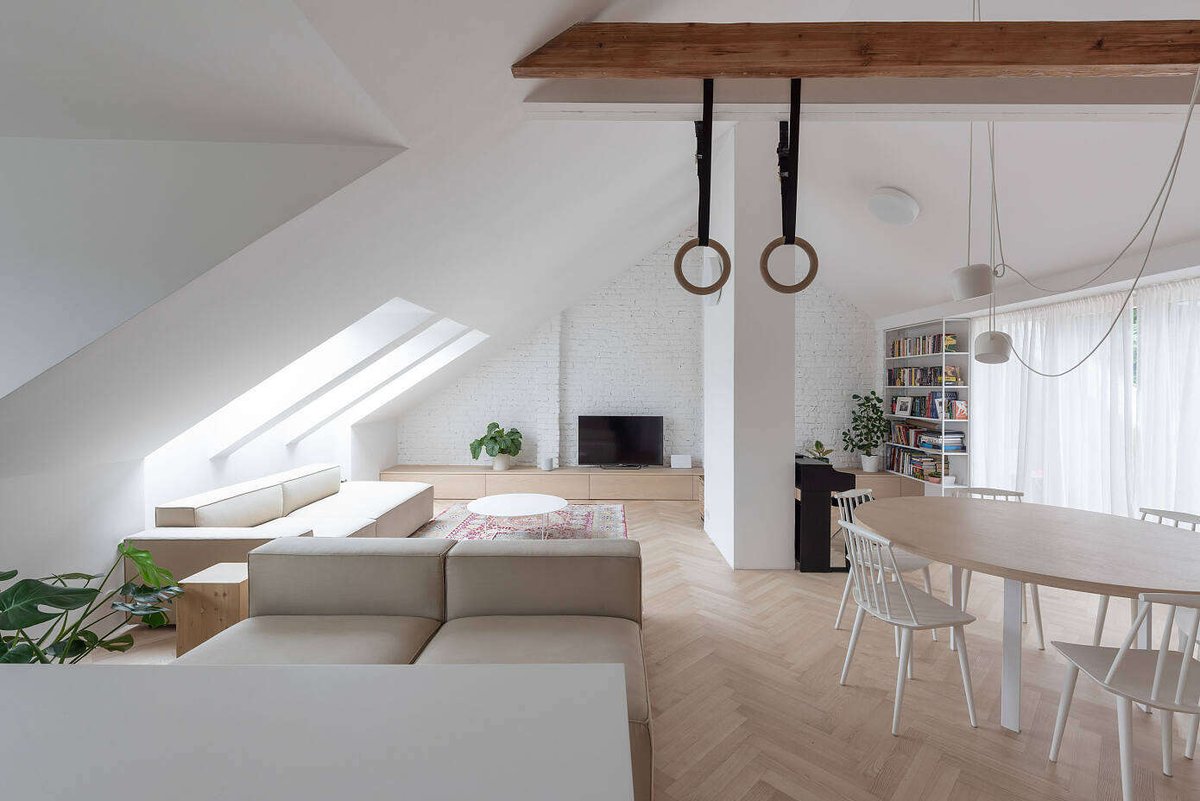 HomeAdore's tweet photo. Attic Apartment by Kilo Honč

https://t.co/SeQtpOLZCW

#homedecor #home #interiordesign #architecture https://t.co/IMUsSBXPJV
