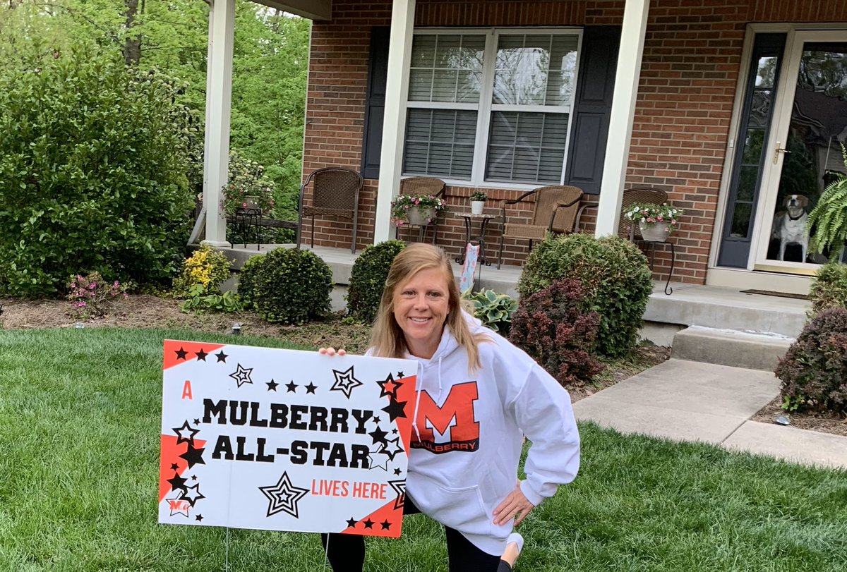 Our Mulberry Family is the absolute best! Thanks <a href="/sarahanneg28/">Sarah Greb</a> <a href="/MrsEspy/">Minna Espy</a> for stopping by and leaving fun treats!! #mlballstars