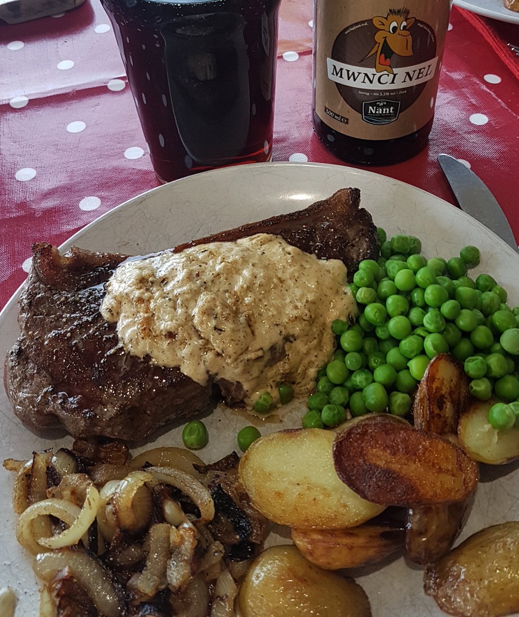 <a href="/EurynJones/">Euryn Jones</a> Stecan fendigedig <a href="/welshluingbeef/">WELSH LUING BEEF-EIDION LUING CYMREIG</a> a cwrw Bragdy Nant yma!