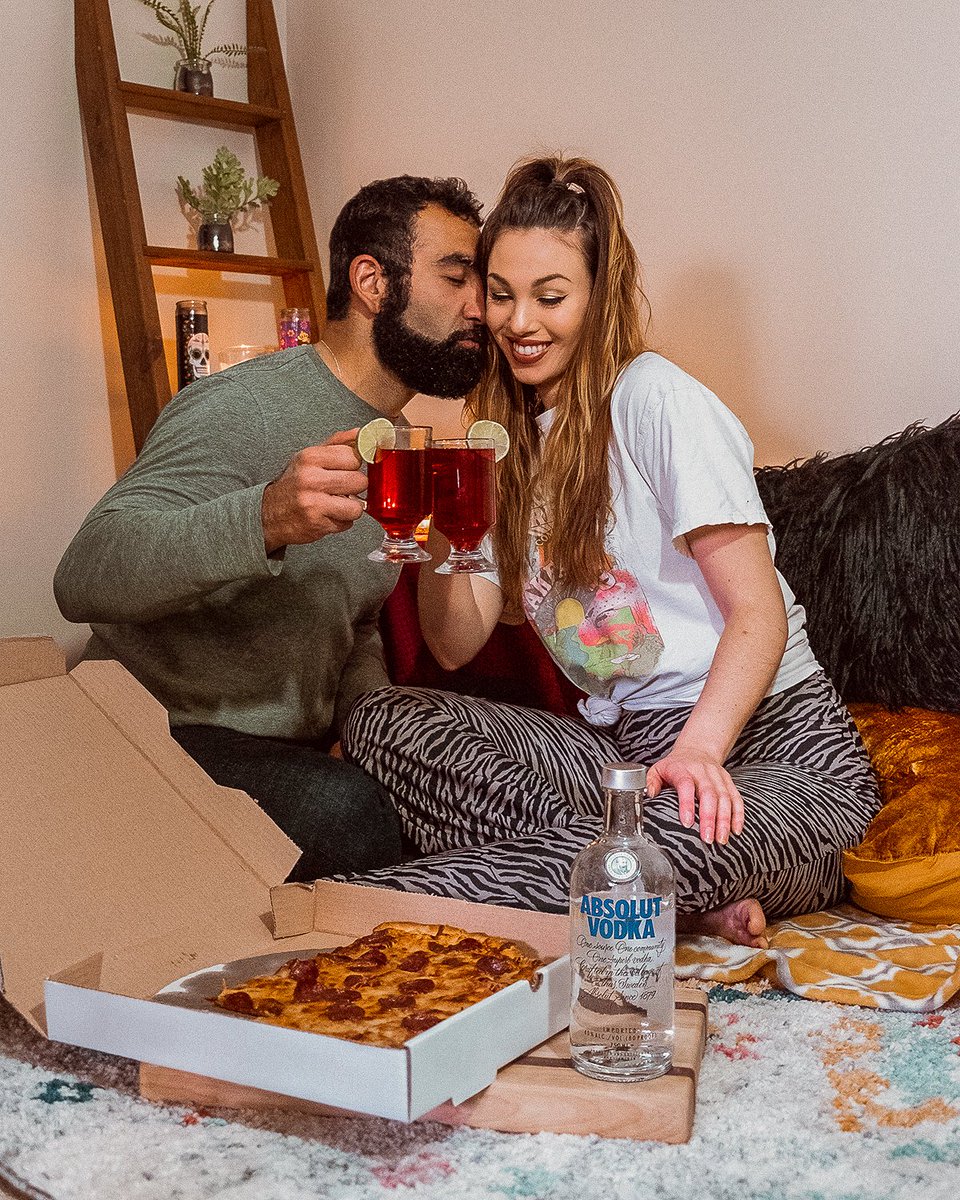 #ad We’re still at home, let's make the best of it! Fill a glass w/ ice, add 1.5 parts @absolutvodka_us, 5 parts cranberry juice &amp; garnish w/ lime! Use code DrinkAtHome for $5 👉your <a href="/drizly/">Drizly</a> order. 21+. New users only. Void where prohibited. Courtesy of Drizly. #absolutpartner