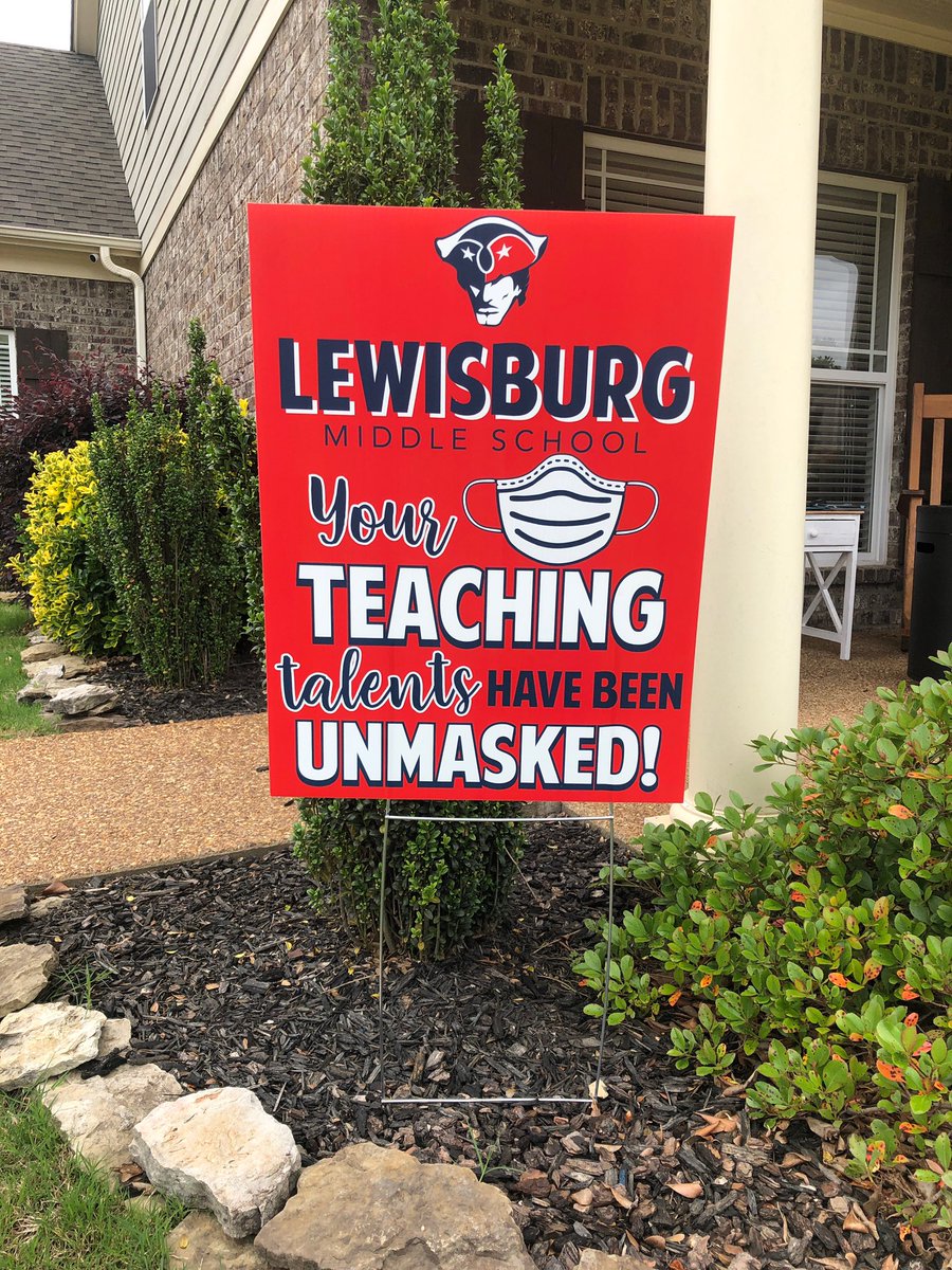 We delivered several signs and gifts to celebrate the hard work of the teachers at LMS. We have many more to do tomorrow and possibly Thursday <a href="/LMSPatriots/">LMS Patriots</a> . #lmspats #teamdcs #weappreciateourteachers