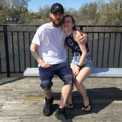 LarenAlexis's tweet photo. #NewProfilePic #loveofmylife https://t.co/aKnfJGwhXN