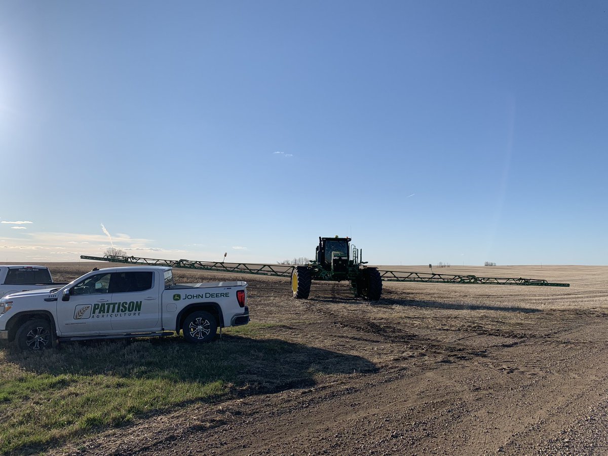 Perfect evening for a <a href="/JohnDeere/">John Deere USA</a> R4060 start up. <a href="/PattisonAg/">Pattison Agriculture</a> @pattisonprecag