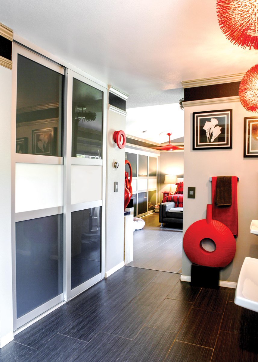 SlidingDoorCo's tweet image. With #Covid19 and our world shifting into working from #home and #virtualworkspaces it is definitely time to set up your home with #roomdividers, #slidingdoors and #spacesolutions #interiordesign #homeofficehardware #interiorslidingdoors #interiordoors #architectsupplies
