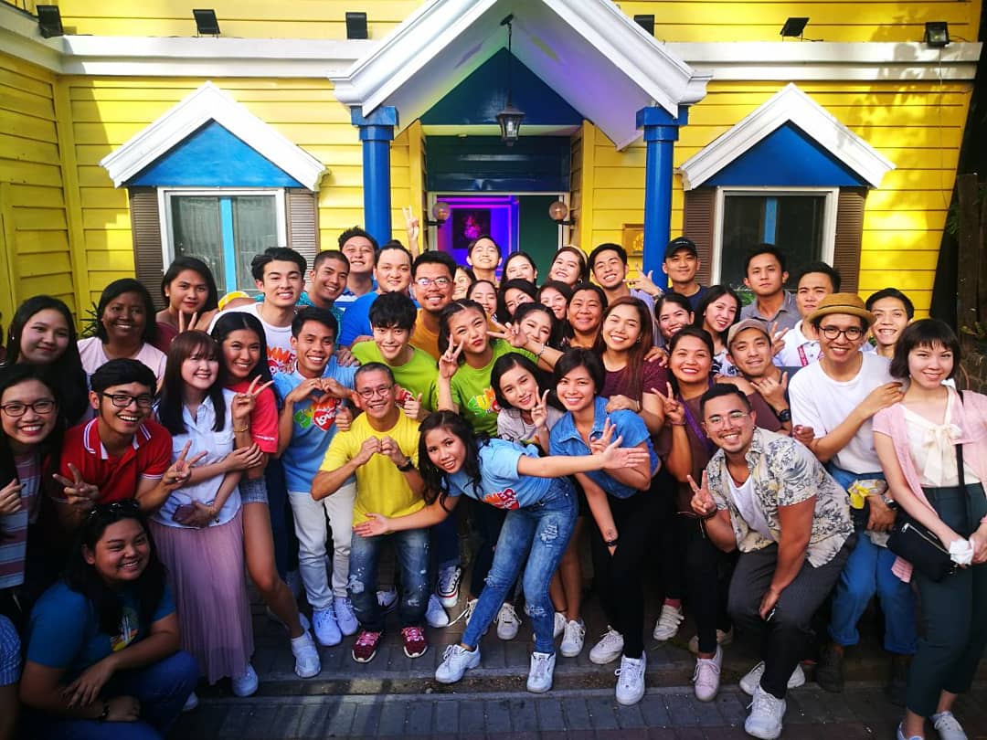 mjararacap's tweet photo. My Kapamilya Heart is still full of love 💙💚♥️ fighting!
#NoToABSCBNShutDown https://t.co/8R2kZg0Wh9