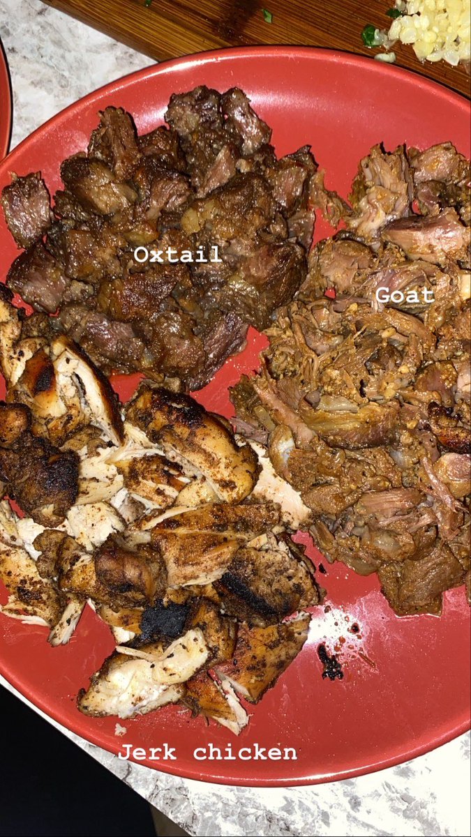 kingkakay's tweet photo. Jerk chicken, oxtail, goat tacos, &amp; elote’s. Happy cinco de Mayo https://t.co/K2vPXAHuH3