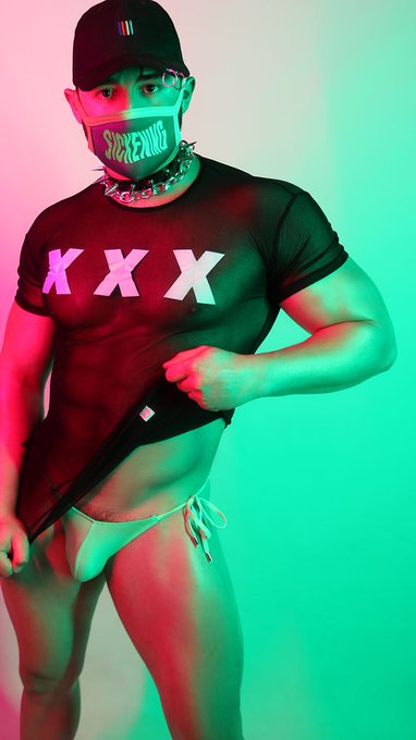 Gotta feel yourself even when no one else can ??????? 30% OFF Entire Site! Use Code 6FEET #marekrichard