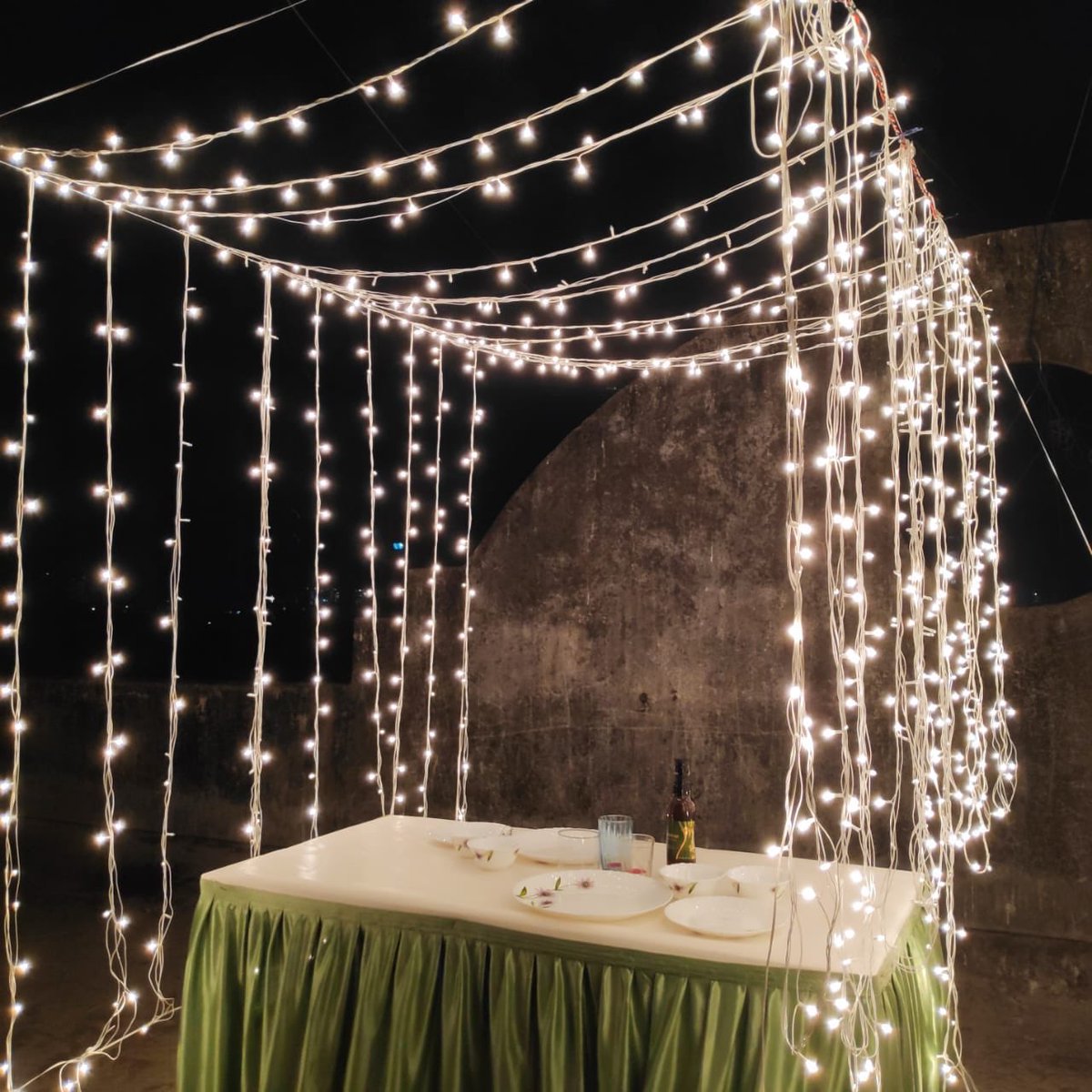 vikasguptaaaa's tweet photo. My parents couldn’t do candle light dinner to celebrate their anniversary, so we did this on our terrace 🥳🥳🥳🥳👩‍❤️‍👨 https://t.co/ODOxUZX0c7