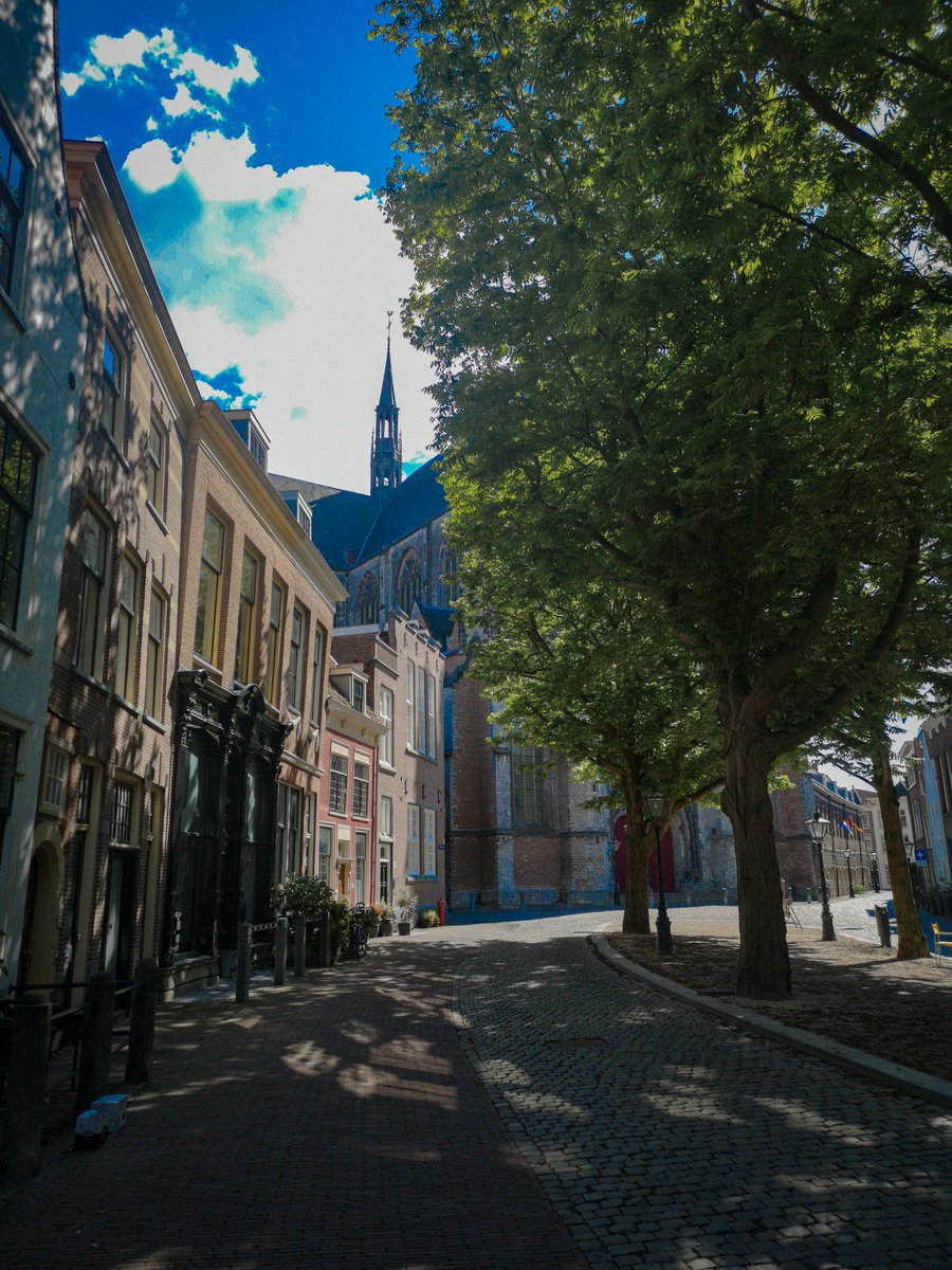 Artspecialist_'s tweet photo. #Holland #Leiden #photographer #photooftheday #photo #adobelightroom #huawei20pro #p20pro #city #onverofirst #travelling #traveller #cityscape #citykillerz #citybestpics #podium #nature #artist #digitalart #vero #picsart #trippy #psychedelicart #hdart #hdaddiction #vote https://t.co/4BpPLHhMJf