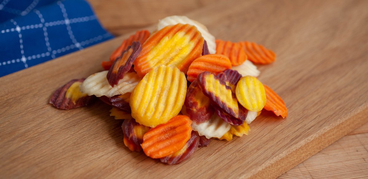 CPMA_ACDFL's tweet photo. CPMA Virtual #2020NPS, presented by @CanadianGrocer:
Leave the guilt behind with @GrimmwayFarms' rainbow carrot chips! These chips are the perfect match for your favorite dip and they’re naturally low-calorie and fat free.
Learn more: https://t.co/JAPjSxtrfq
#CPMA2020 https://t.co/w5Lzqa2Njm