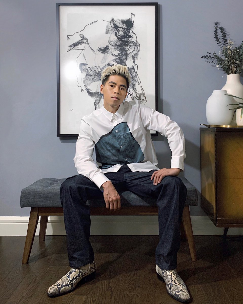 oh_anthonio's tweet image. Never not rearranging furniture to take fit pics. Check my stories to see the struggle 😆 #flexfromhome