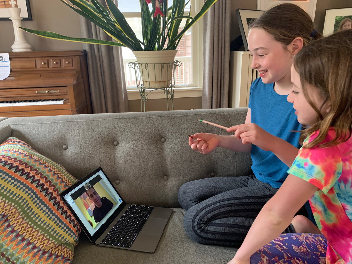 magicaldave's tweet image. Today’s lesson was in Chicago! I’m now offering private magic lessons on Zoom, FaceTime, or Google hangouts. #magicaldavenyc #virtual #magiclessons 
#magician #magicaldave