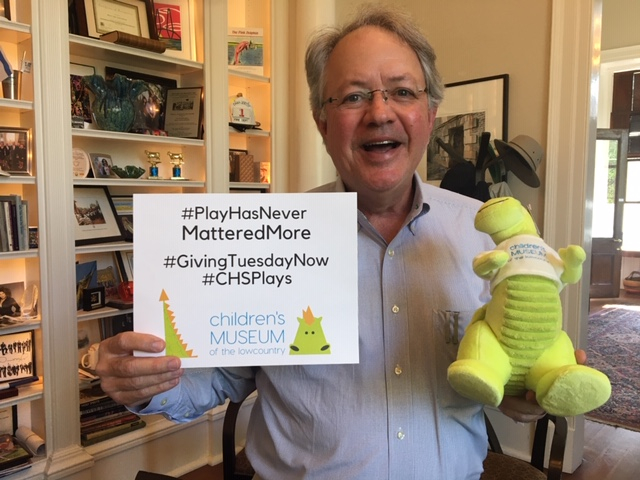 exploreCML's tweet photo. Hi friends! I GOT TO MEET THE MAYOR! I couldn’t take my eyes off him. Totally star-stuck.
Please consider supporting CML today for #GivingTuesdayNow at https://t.co/oVMASeUPUW
@JohnTecklenburg #FriendsOfDooDash #DooDash #CHSPlays #PlayHasNeverMatteredMore #ChildrensMuseumsAtHome https://t.co/kDiHwLmy0l