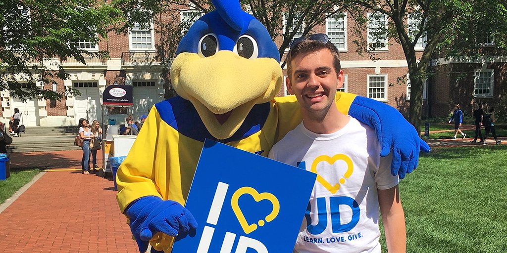 UDLernerCollege's tweet photo. "Lerner’s MBA program is highly flexible and I loved the fact that I could take classes online or in a traditional classroom setting." - #UDMBA candidate Alex Huey shared his experience choosing the @UDelaware Lerner MBA program in our latest series: https://t.co/vXn2B2jtzb https://t.co/8Gl8D9RjfM