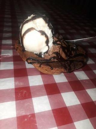 Talent TUUEEESDAY!!

Check out PO2 Sequeira's Cookie Bowl! 

Yummy 😍😍

#StayAtHomeChallenge