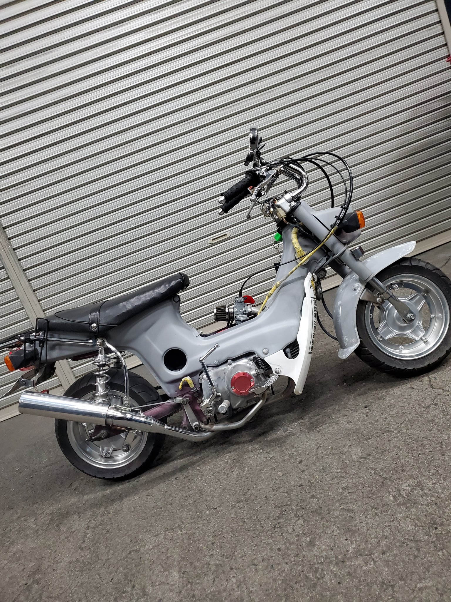 シャリー 50/リアサス CF50 6V 純正 リアサスペンション