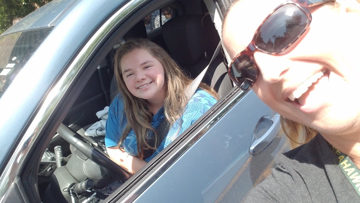 MsciChurch's tweet photo. It did my heart good to see so many of my babies today! Thank you @MBHS_Principal for letting me come hang out! #leadMBHS https://t.co/9D04bHRvGG