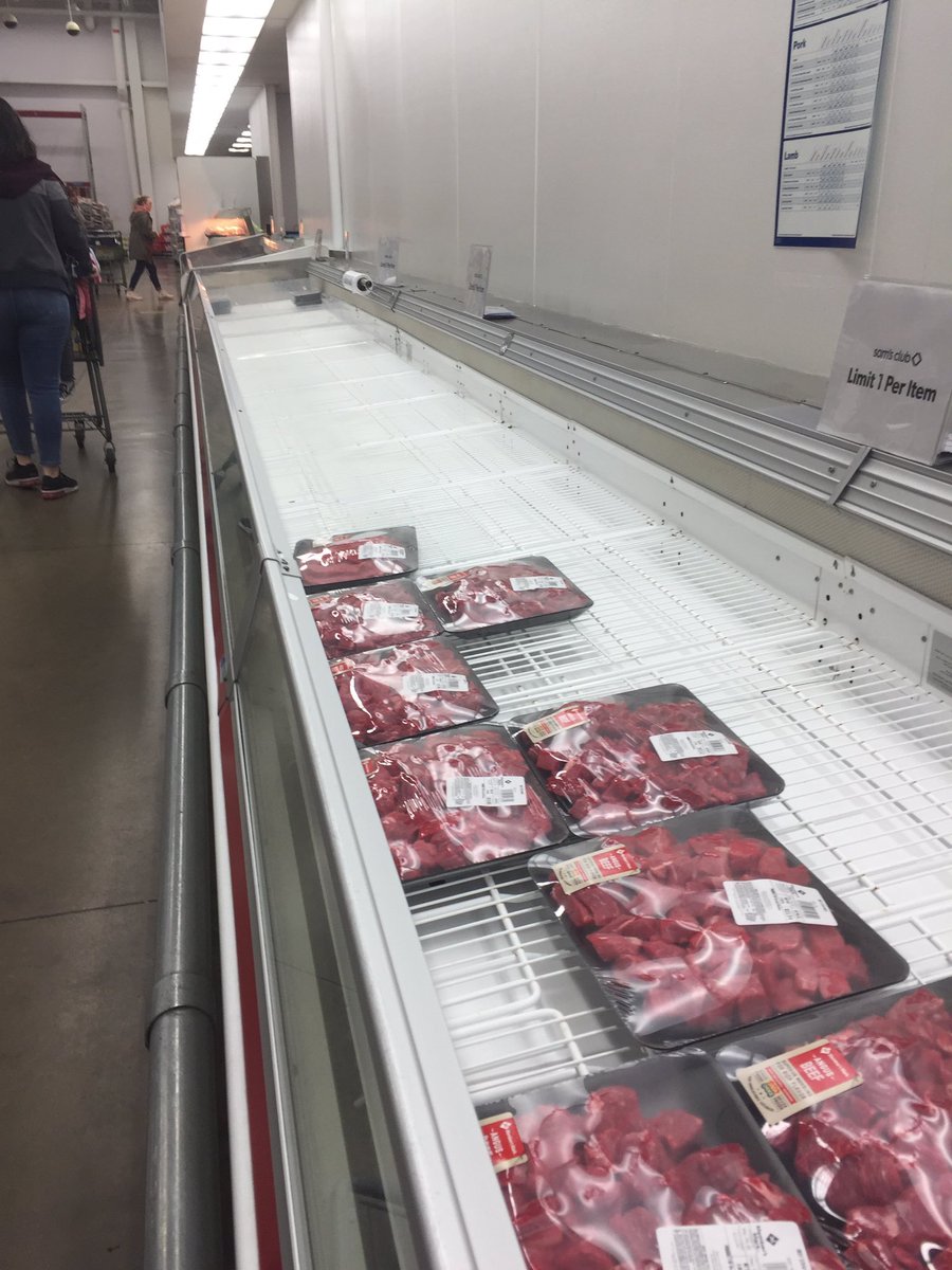 RepThomasMassie's tweet image. Sam’s Club meat department in Ohio. The tragic irony is this is just a few miles from beef cattle in the field. Over-regulation has allowed 4 companies (2 are foreign) to monopolize 80% of US meat processing. Pass the PRIME Act to Make America Great Again! #MAGA #PRIMEtime