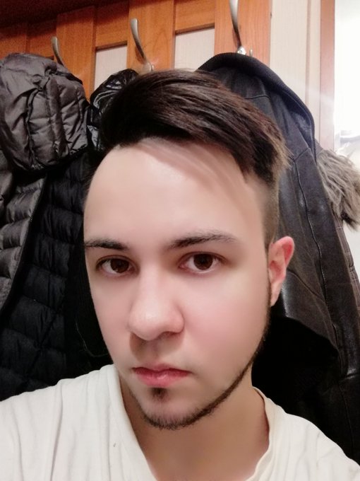 Got a haircut today #ftm #transguy #transboy https://t.co/xskPmN1IHw<a href="/tag/ftm"class="tags">#ftm</a><a href="/tag/transguy"class="tags">#transguy</a><a href="/tag/transboy"class="tags">#transboy</a>