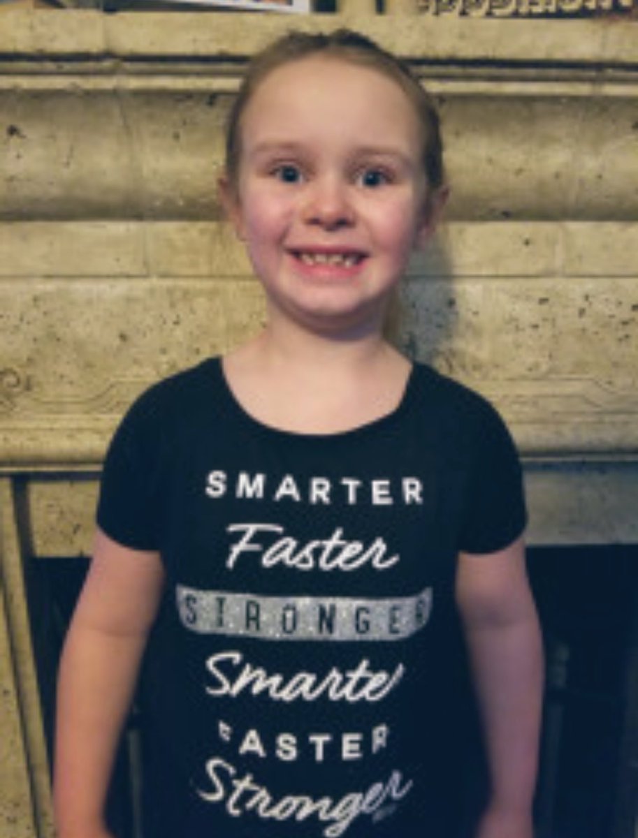 Poni3kj's tweet image. First Friends celebrate Pene!  She earned her LIVING LEGEND!  She exemplifies all of  the qualities - Glorious Kindness, Leadership, Courage, Invincible Grit and Creativity.  So proud of you! #Firstfriends