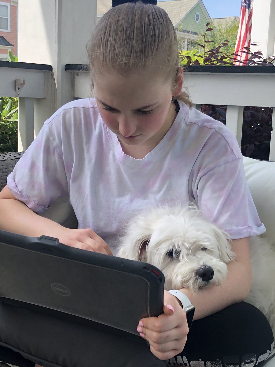 CharlaGroves's tweet photo. Studying for the AP Human Geo exam is always better with a study buddy. @bcsdschools @PSH_IronHorses #BCSDeLearning https://t.co/2IaSzF6nDY