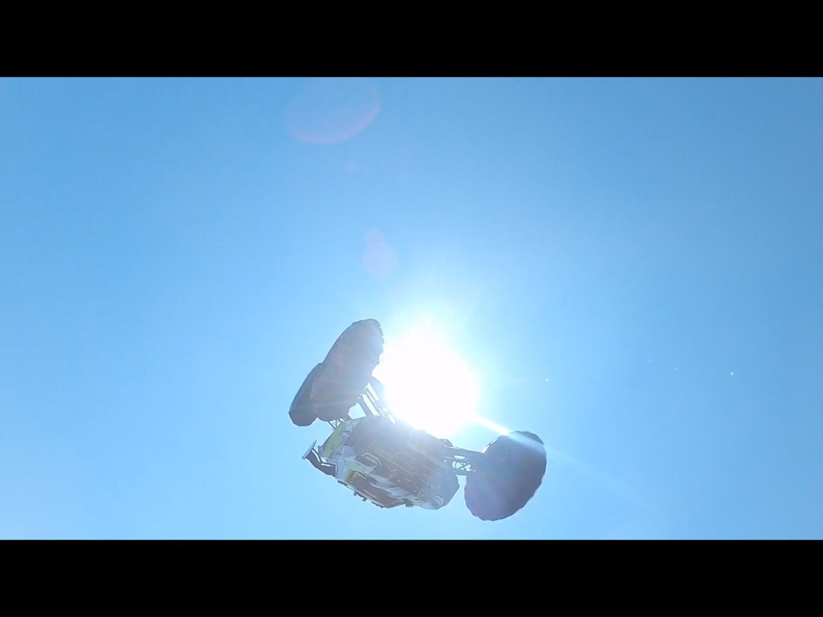 DrrcStunt's tweet photo. Arrma Kraton 8s, just her and the sun βοΈππ€ #arrmarc #arrmakraton8s #arrmaforum #arrmabashing https://t.co/c0KFlAiTxu