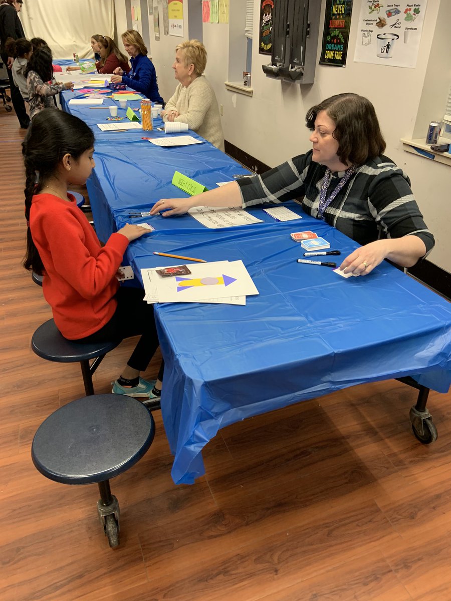 mrsmccutchonocs's tweet photo. Throwback to the Intermediate School Math Night! Love seeing teachers and students sharing math with their families! #ichooseocs https://t.co/7zfKe3xwjo