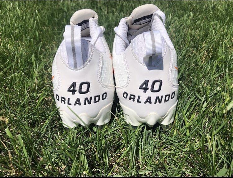 SportsCleatHeat's tweet photo. NEW NIKE ID VAPOR CARBON FLY TD WHITE/ORANGE. SIZE 11. $219 SHIPPED. *BACK OF EACH CLEAT SAYS "ORLANDO 40" * DM FOR PURCHASE!! https://t.co/8CxRDMKiIM