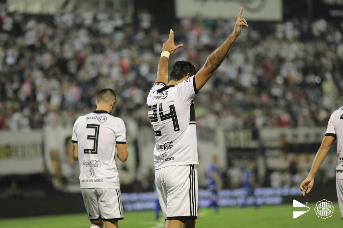 OlimpiaMedia's tweet photo. Los numeros finales del tricampeón:
- 22 partidos disputados.
- 16 triunfos y 6 igualdades.
- Invicto.
- 54 puntos sobre 66 posibles.
- 11 de diferencia con el segundo.
- Equipo con más goles (61).
- Equipo con mejor defensa (17).
- 82 % de efectividad.
#SuperTRIC4MP3ONES 🌟 https://t.co/8Prmbg3ptQ