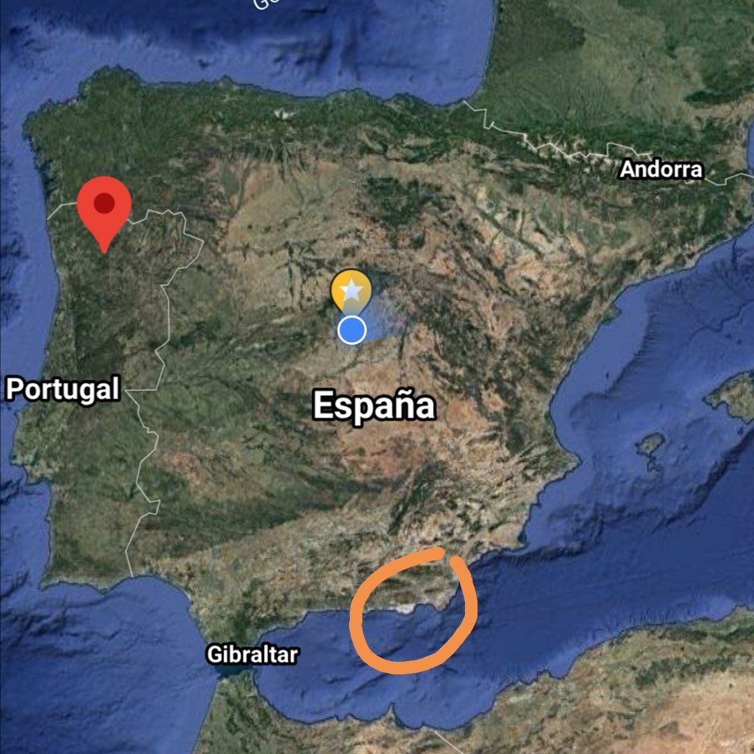 Sr_Donze's tweet photo. La Muralla China no se ve desde el espacio. Es un mito muy repetido. 

Sin embargo, ¿ves ese puntito blanco en el sur de la Península Ibérica?

Acompáñenme los que no lo sepan. Les voy a explicar lo que es. Ampliemos la imagen. https://t.co/Hm2iLh9ae1