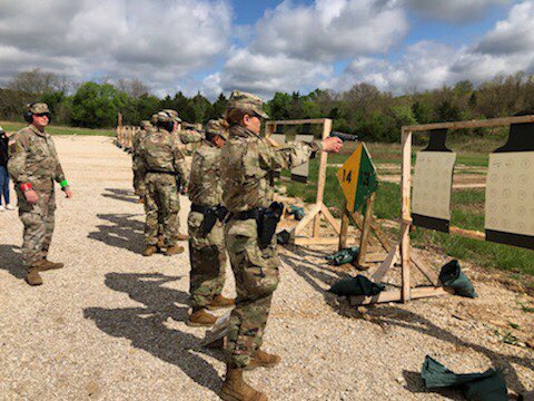 AcoApaches's tweet photo. The APACHES got some trigger time today on the M9 range. #Dragoon14MP #MP #ApacheTraining https://t.co/q3BZd62NbZ