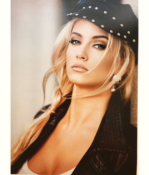 Happy Cinco De Mayo! #CincoDeMayo #TacoTuesday https://t.co/sj9YIkcolK<a href="/tag/cincodemayo"class="tags">#CincoDeMayo</a><a href="/tag/tacotuesday"class="tags">#TacoTuesday</a>